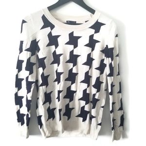 Stylish Black and White Houndstooth Sweater